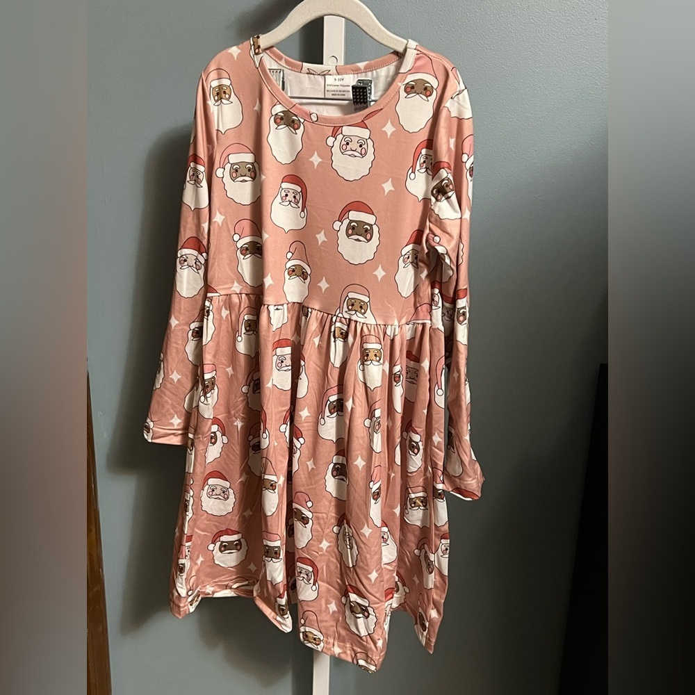 Pink Long Sleeve Santa Print Dress NWOT Boutique - Picture 1 of 3